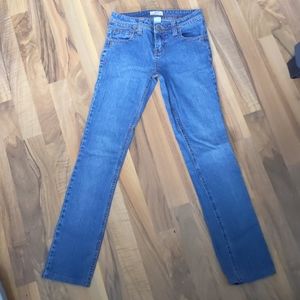 Juniors Size 0 Skinny Straight Leg Jeans